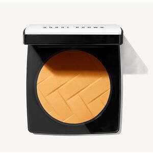 BOBBI BROWN Vitamin Enriched Pressed Setting Powder